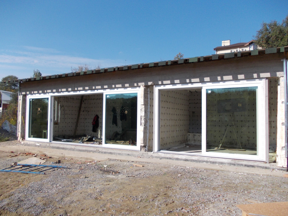 Установка раздвижных дверей алютех